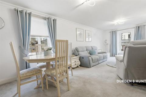 undefined, Victoria Road, Buckhurst Hill, IG9