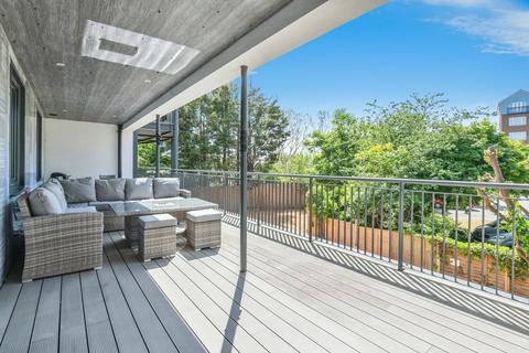 2 bedroom flat for sale, Argent Street, Grays, Essex, RM17