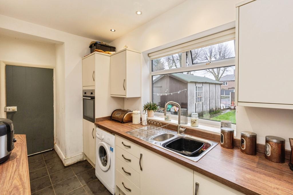 Pbox-IMG.jpg