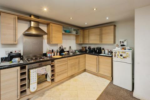 1 bedroom flat for sale, Central Way, Warrington, Cheshire, WA2