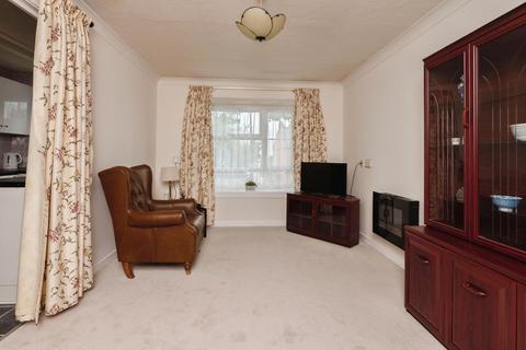 1 bedroom flat for sale, Palmers Drive, Grays, Essex, RM17