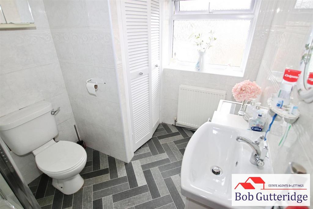 First floor shower room