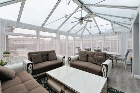 undefined, Dunlop Road, Tilbury, Essex, RM18
