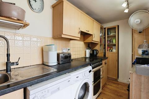 1 bedroom flat for sale, Dock Road, Tilbury, Essex, RM18