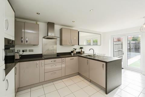 4 bedroom terraced house for sale, Butts Green, Westbrook, Warrington, Cheshire, WA5