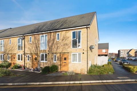 2 bedroom end of terrace house for sale, Killarney Crescent, West Thurrock, Grays, Essex, RM20