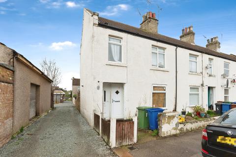 2 bedroom maisonette for sale, College Road, Grays, Essex, RM17