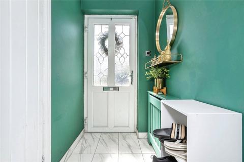 undefined, Cresthill Avenue, Grays, Essex, RM17
