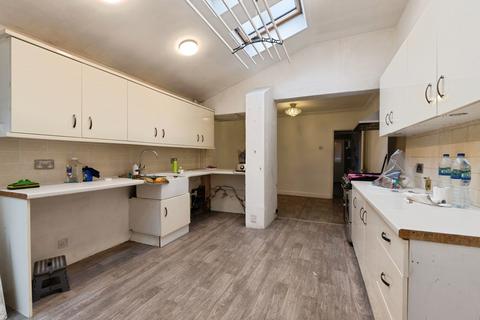 3 bedroom terraced house for sale, Dock Road, Grays, Essex, RM17