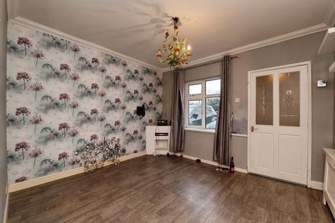 3 bedroom terraced house for sale, Dock Road, Grays, Essex, RM17