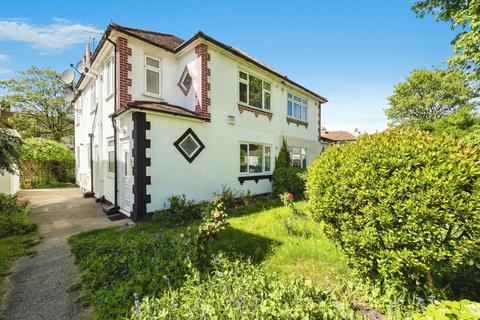 undefined, Matlock Gardens, Hornchurch, RM12