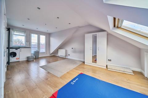 undefined, Colchester Road, London, E10