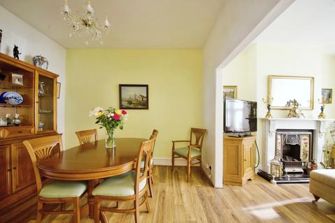 3 bedroom end of terrace house for sale, Murchison Road, Leyton, London, E10