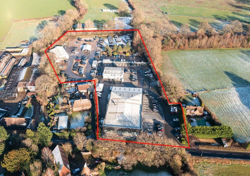 Harwoods Edenbridge red outline.jpg