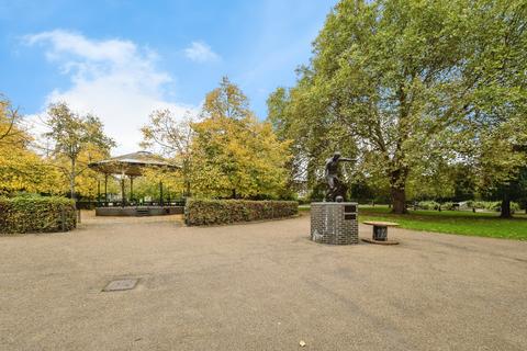 undefined, Buckingham Road, London, E10