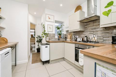 2 bedroom terraced house for sale, Gough Road, London, E15
