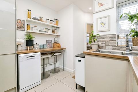 2 bedroom terraced house for sale, Gough Road, London, E15