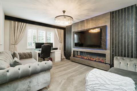4 bedroom detached house for sale, Hewlett Way, Westhoughton, Bolton, Greater Manchester, BL5