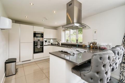 4 bedroom detached house for sale, Hewlett Way, Westhoughton, Bolton, Greater Manchester, BL5