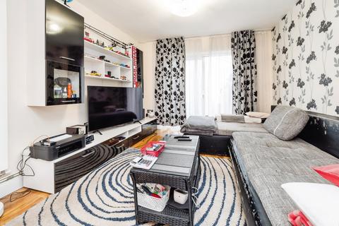 3 bedroom semi-detached house for sale, Hall Crescent, SOUTH OCKENDON, Essex, RM15
