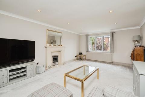 5 bedroom detached house for sale, Sanderling Close, Westhoughton, Bolton, Lancashire, BL5