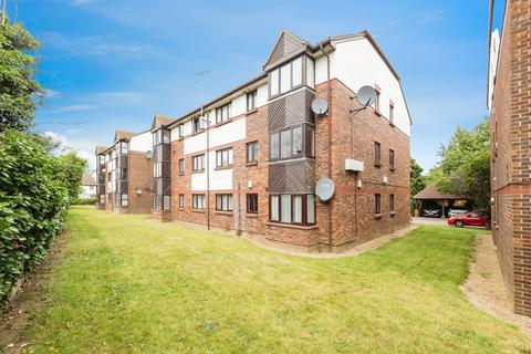 undefined, Talus Close, PURFLEET-ON-THAMES, Essex, RM19