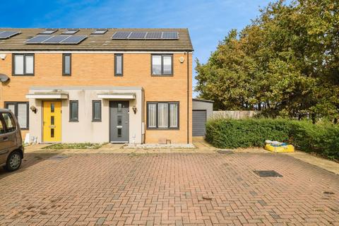 Sunliner Way, SOUTH OCKENDON, Essex, RM15