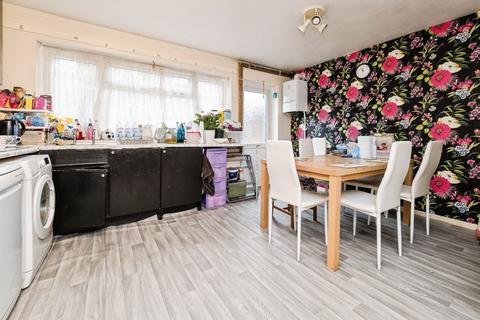 undefined, Saladin Drive, PURFLEET-ON-THAMES, Essex, RM19