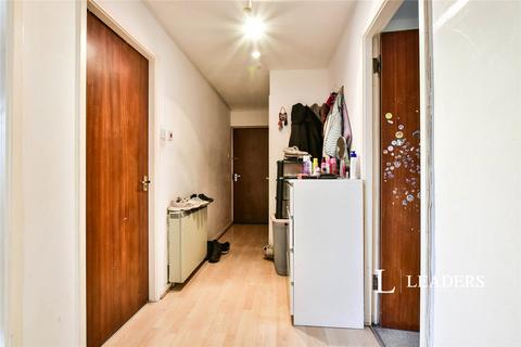 2 bedroom flat to rent, Constance Gardens, Salford, M5