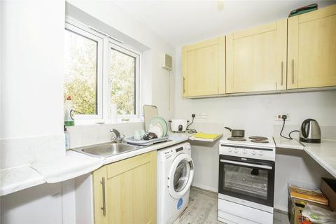 undefined, Linnet Way, Purfleet-on-Thames, Essex, RM19