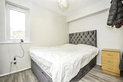undefined, Linnet Way, Purfleet-on-Thames, Essex, RM19