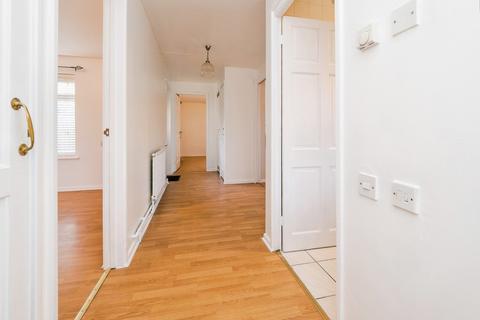 undefined, Dunning Close, SOUTH OCKENDON, Essex, RM15