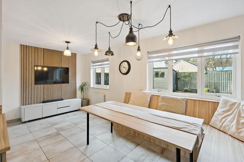 undefined, Pine Crescent, Menstrie, FK11