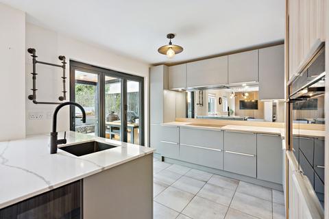 undefined, Pine Crescent, Menstrie, FK11