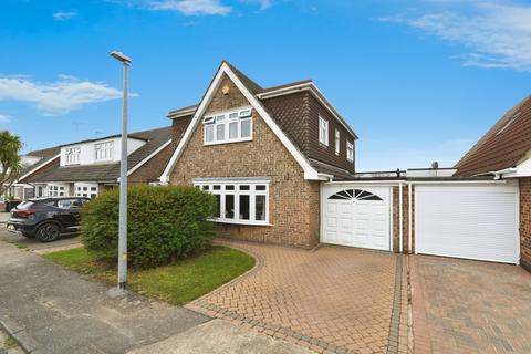undefined, Warwick Gardens, Rayleigh, Essex, SS6