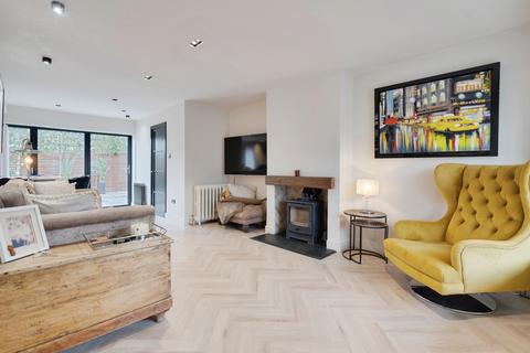4 bedroom detached house for sale, Landedmans, Westhoughton, Bolton, Greater Manchester, BL5