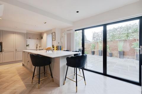 4 bedroom detached house for sale, Landedmans, Westhoughton, Bolton, Greater Manchester, BL5