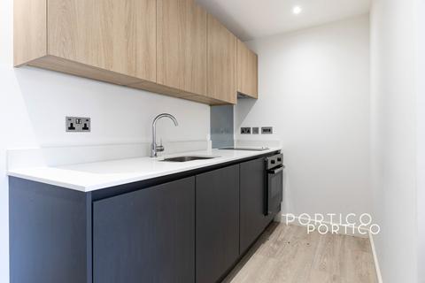 undefined, Romford Road, London, E15