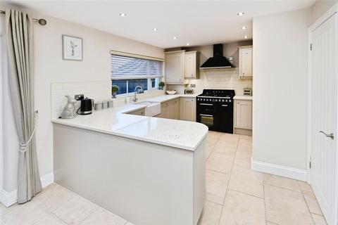 undefined, Hilltop Close, Rayleigh, SS6