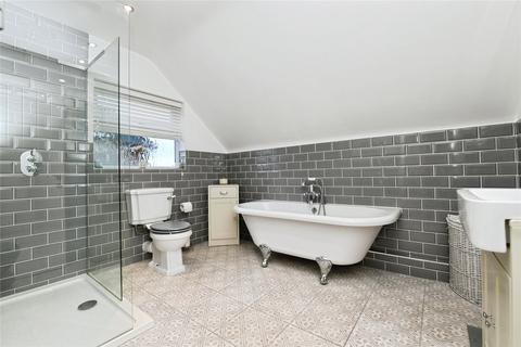 undefined, Hilltop Close, Rayleigh, SS6