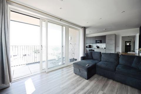 2 bedroom flat for sale, Fairmont Road, RAINHAM, Essex, RM13