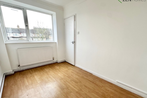 1 bedroom apartment to rent, Trinity Road, London N22