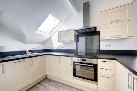 2 bedroom flat for sale, Queens Terrace, Jesmond,