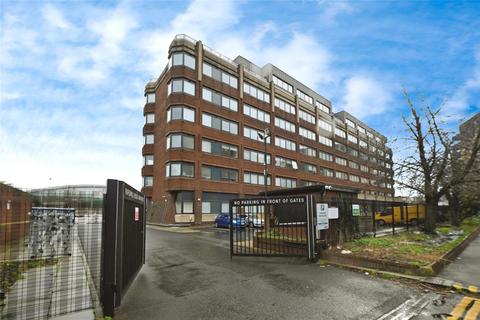1 bedroom flat for sale, South Street, Romford, RM1