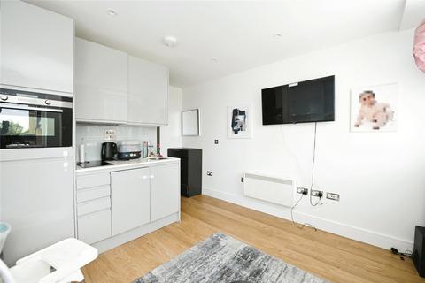 1 bedroom flat for sale, South Street, Romford, RM1