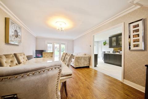 4 bedroom detached house for sale, Carlisle Road, ROMFORD, Essex, RM1
