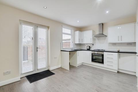 2 bedroom end of terrace house for sale, Park Road, Westhoughton, Bolton, Greater Manchester, BL5