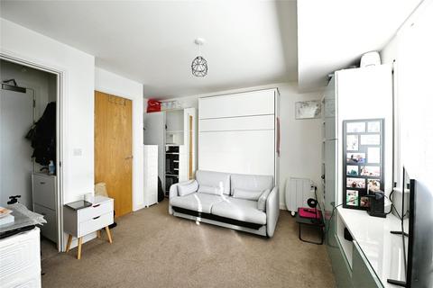 Studio for sale, St. Edwards Way, Romford, RM1