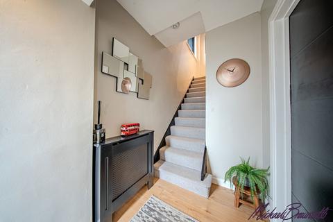 3 bedroom detached house for sale, Reevy Drive, Bradford BD6