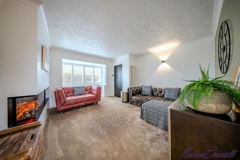 undefined, Reevy Drive, Bradford BD6